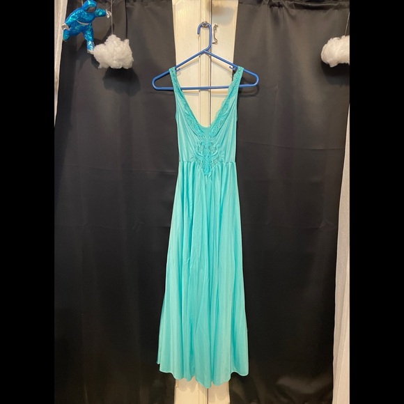 M Vintage 70s Olga Teal stretchy satin-like maxi dress nightgown - Picture 6 of 16